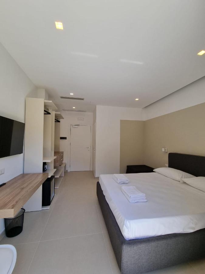 Marea Retreat Rooms Марина ди Камерота Екстериор снимка