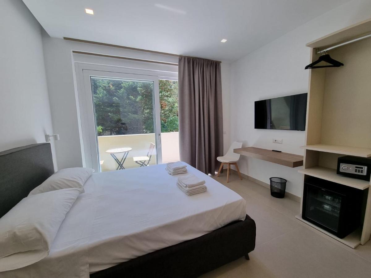 Marea Retreat Rooms Марина ди Камерота Екстериор снимка