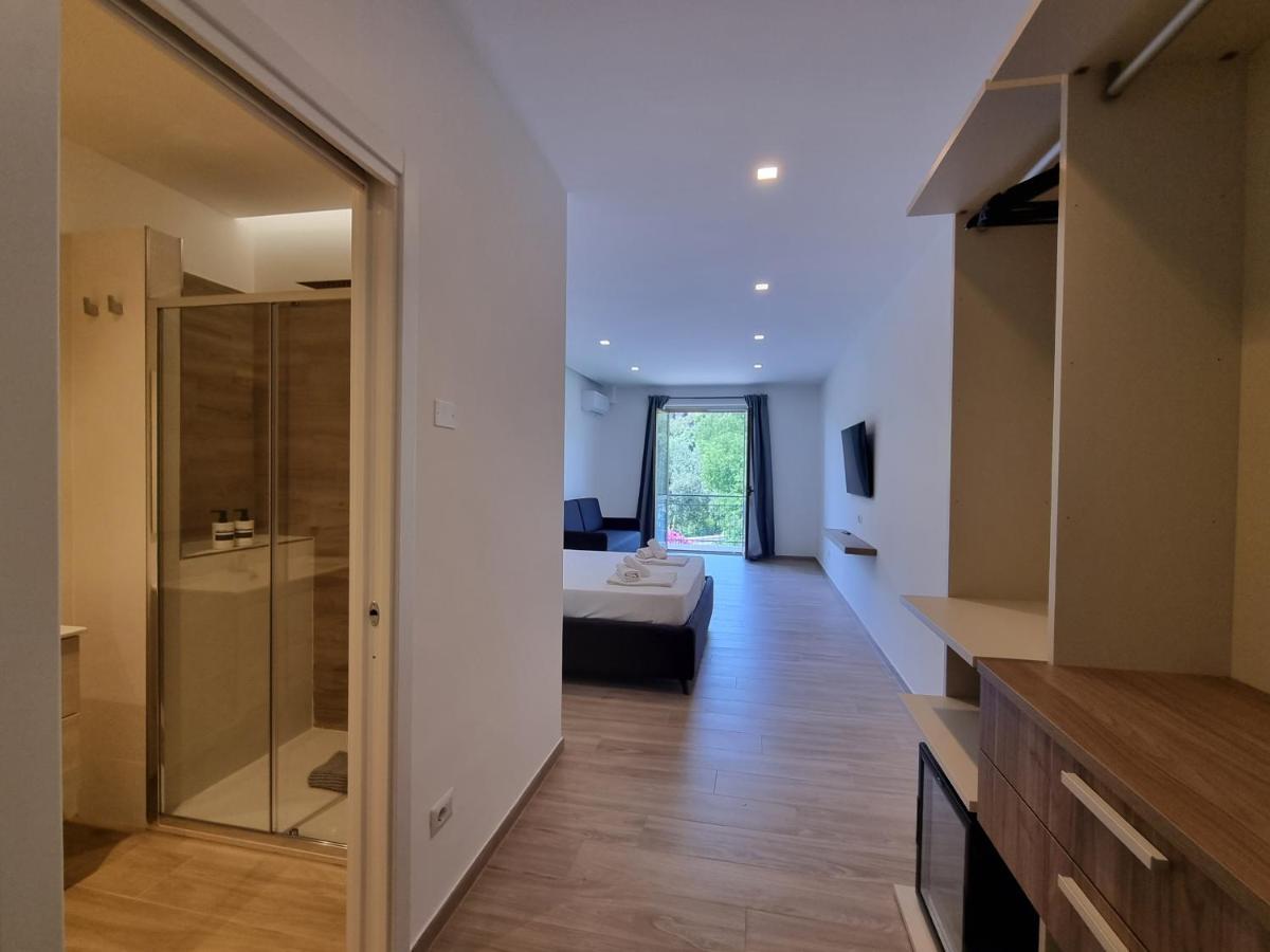 Marea Retreat Rooms Марина ди Камерота Екстериор снимка